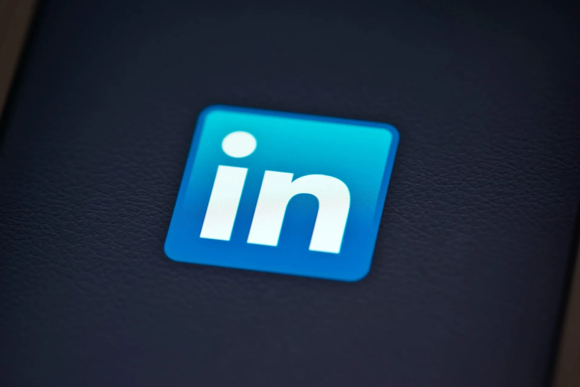 showcase page linkedin