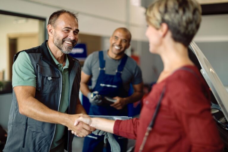 Como empresas de serviços podem usar marketing digital para atrair clientes